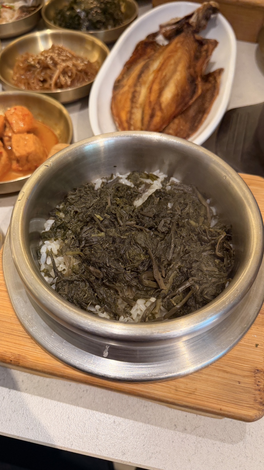 건대입구역 자양동 맛집 유월의 보리 건대본점의 제철 솥밥과 반찬