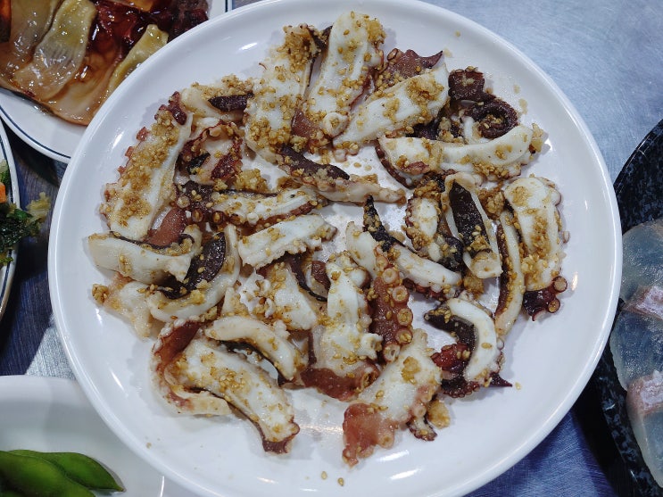 군자역 저녁 맛집 3곳, 만두 포장, 산낙지, 생면 파스타 대표 이미지